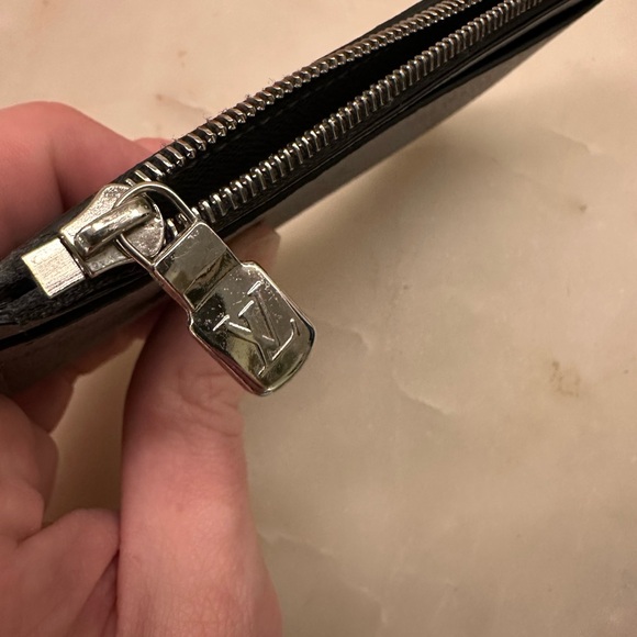 Louis Vuitton Coin Card holder - Picture 4 of 7